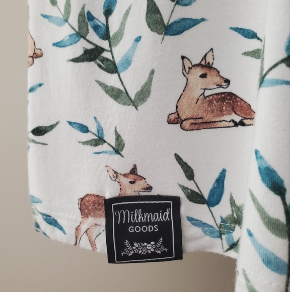 Milkmaid Goods Robe - Picture 6 of 16